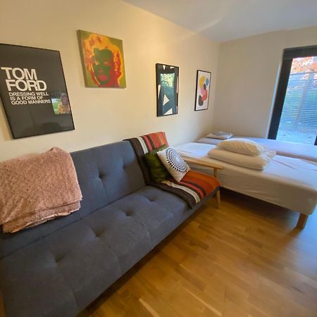 Townhouse On Arlanda Stockholm Metro Line - Easy Checkin Villa Sollentuna Dış mekan fotoğraf