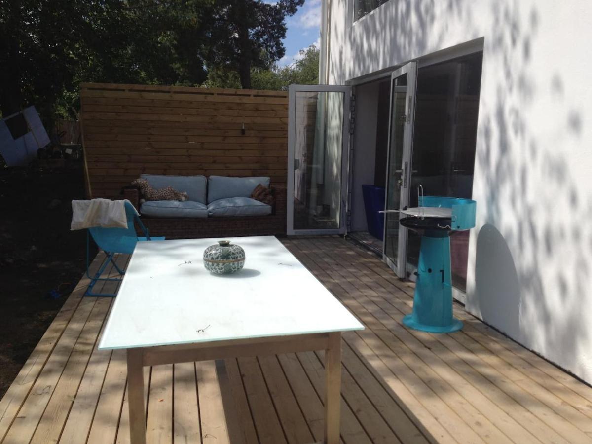 Townhouse On Arlanda Stockholm Metro Line - Easy Checkin Villa Sollentuna Dış mekan fotoğraf