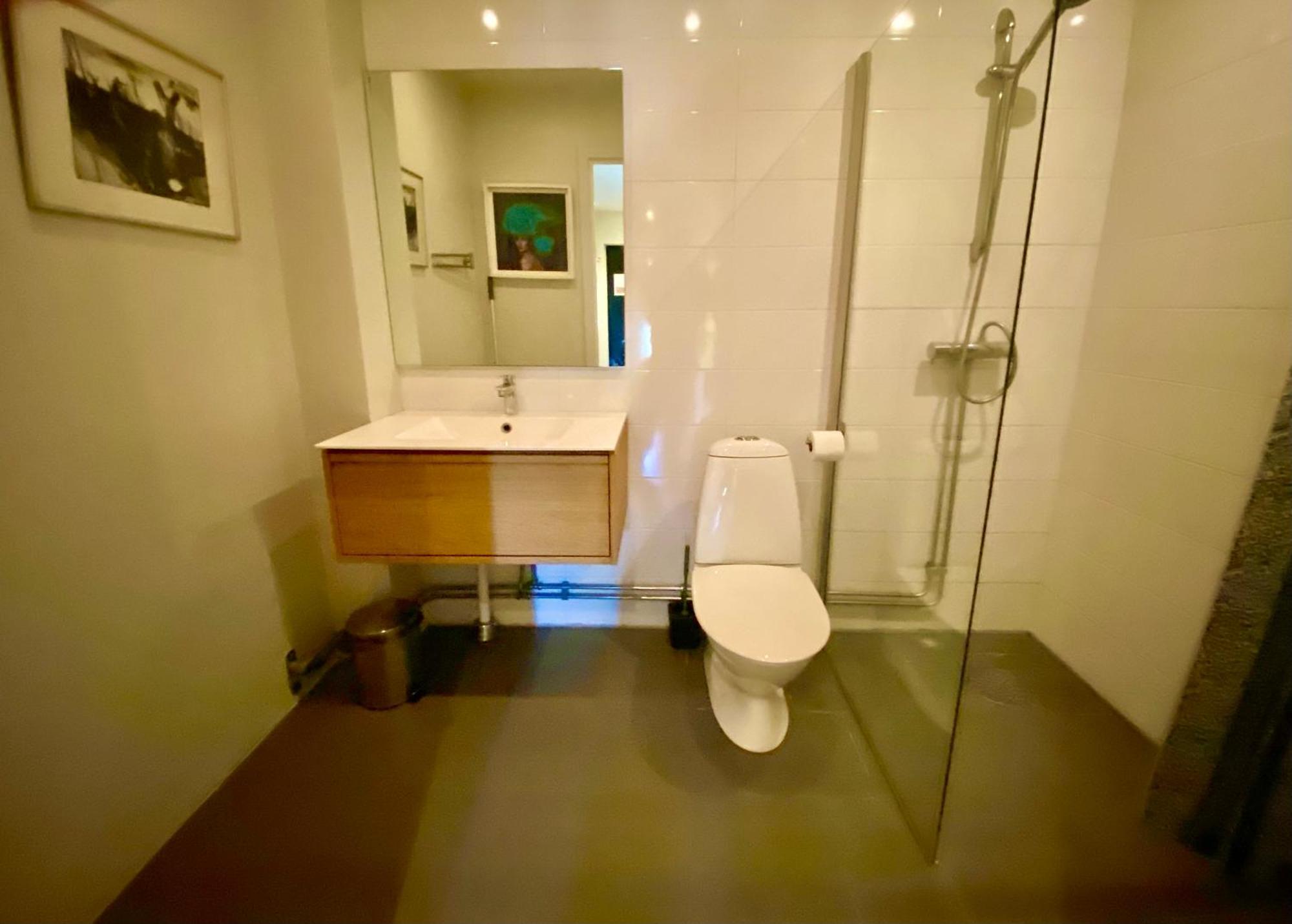 Townhouse On Arlanda Stockholm Metro Line - Easy Checkin Villa Sollentuna Dış mekan fotoğraf