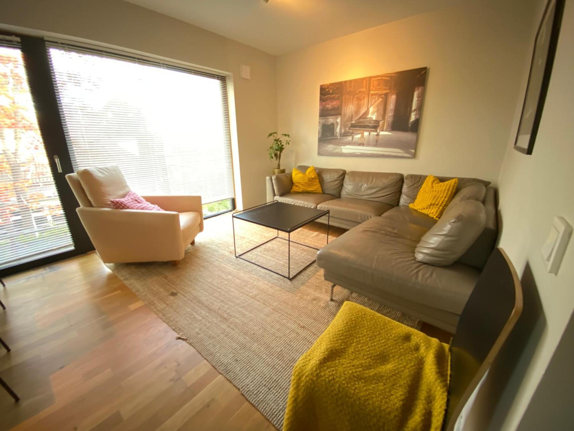 Townhouse On Arlanda Stockholm Metro Line - Easy Checkin Villa Sollentuna Dış mekan fotoğraf